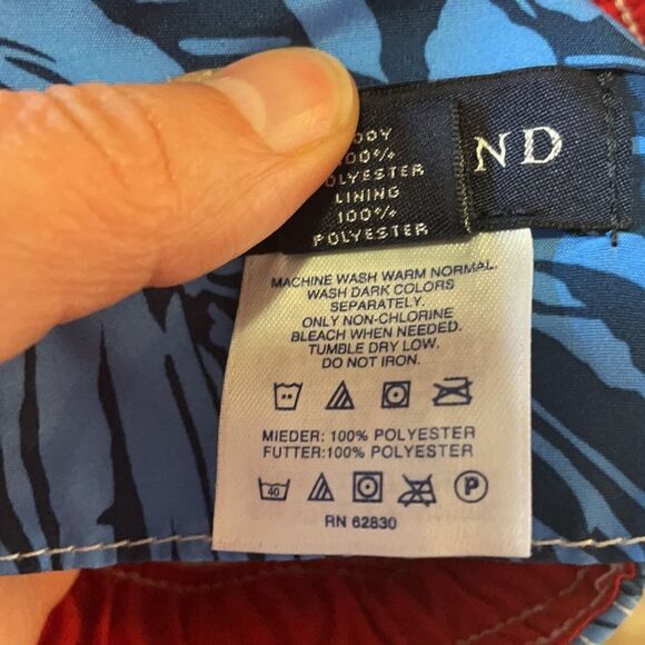 ✨Lands’ End Blue Tropical swim trunks - Picture 6 of 6